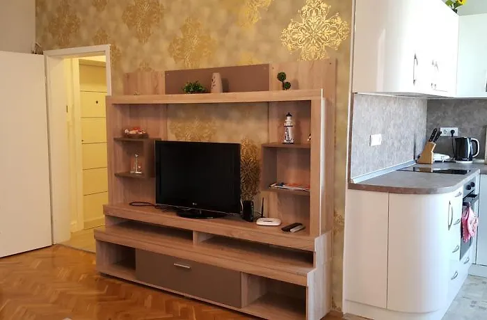 Plamen Delux Lägenhet *